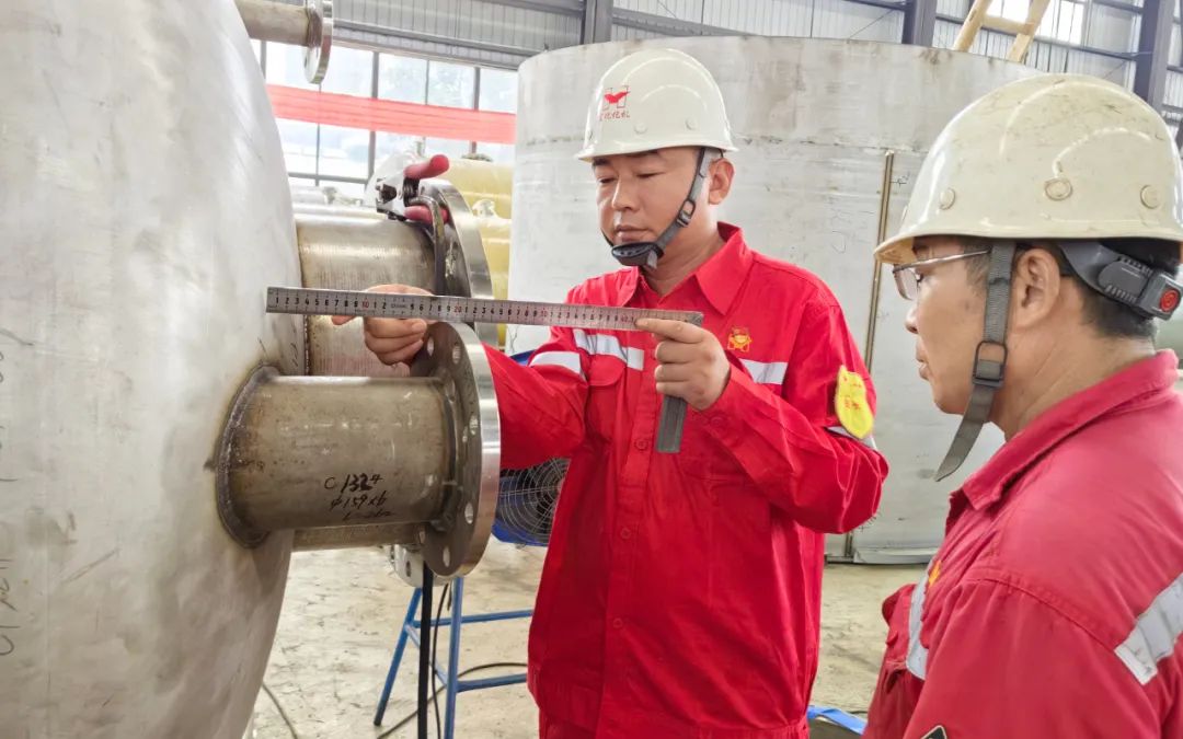 【宜化榜樣】化機(jī)公司杜國圣：加強班組管理，用實干詮釋擔(dān)當(dāng)(圖5)